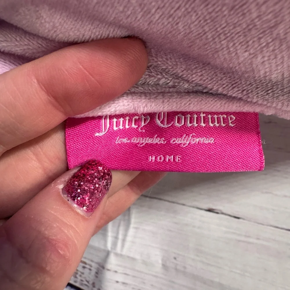 Juicy Couture baby pink