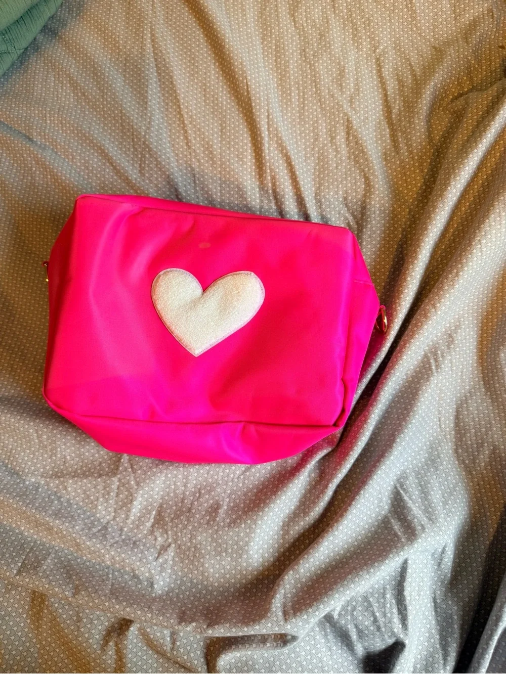 Hot Pink Heart Crossbody Bag - Women's Shoulder Purse Large Bloc bag/organizer