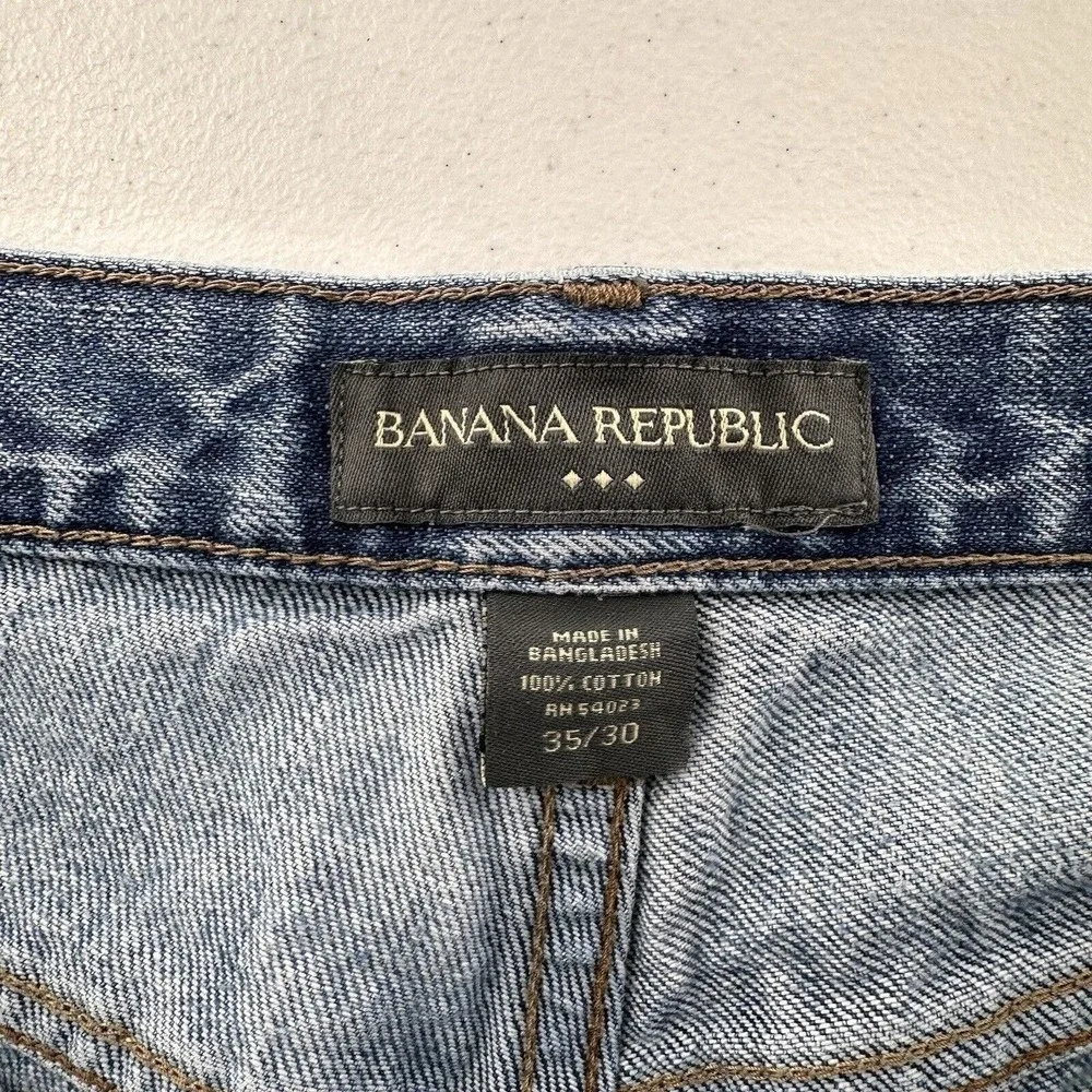 Banana Republic these banana