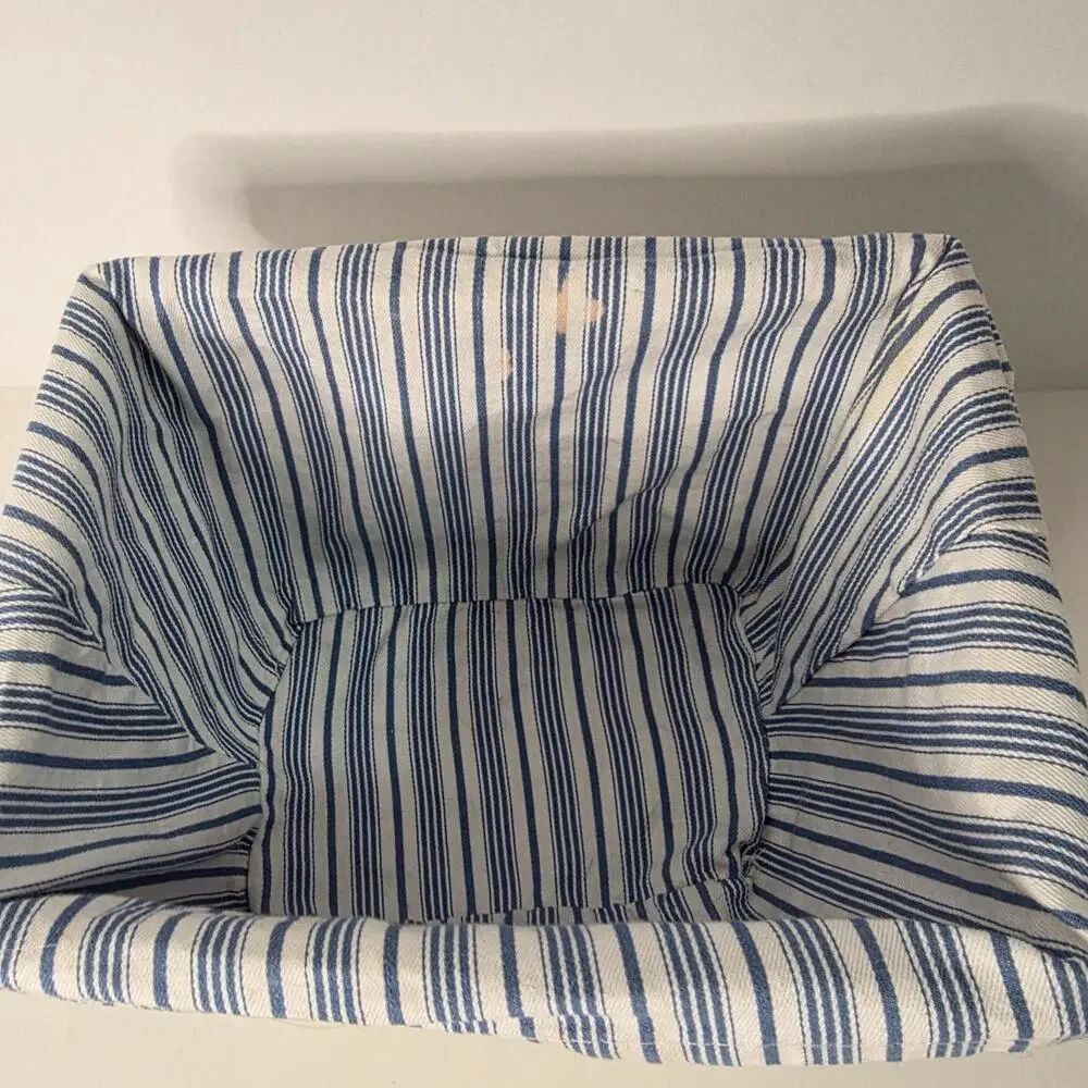 N/A white rectangular