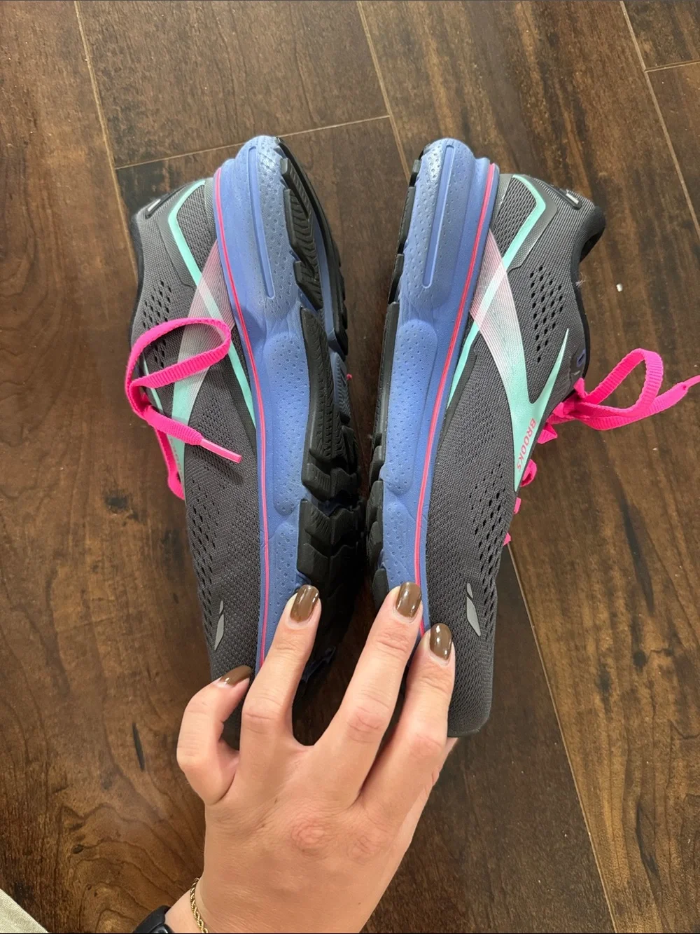 Brooks women ghost