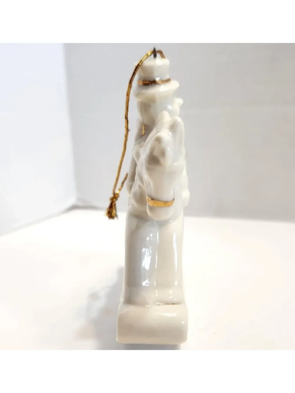 Source Unknown this porcelain