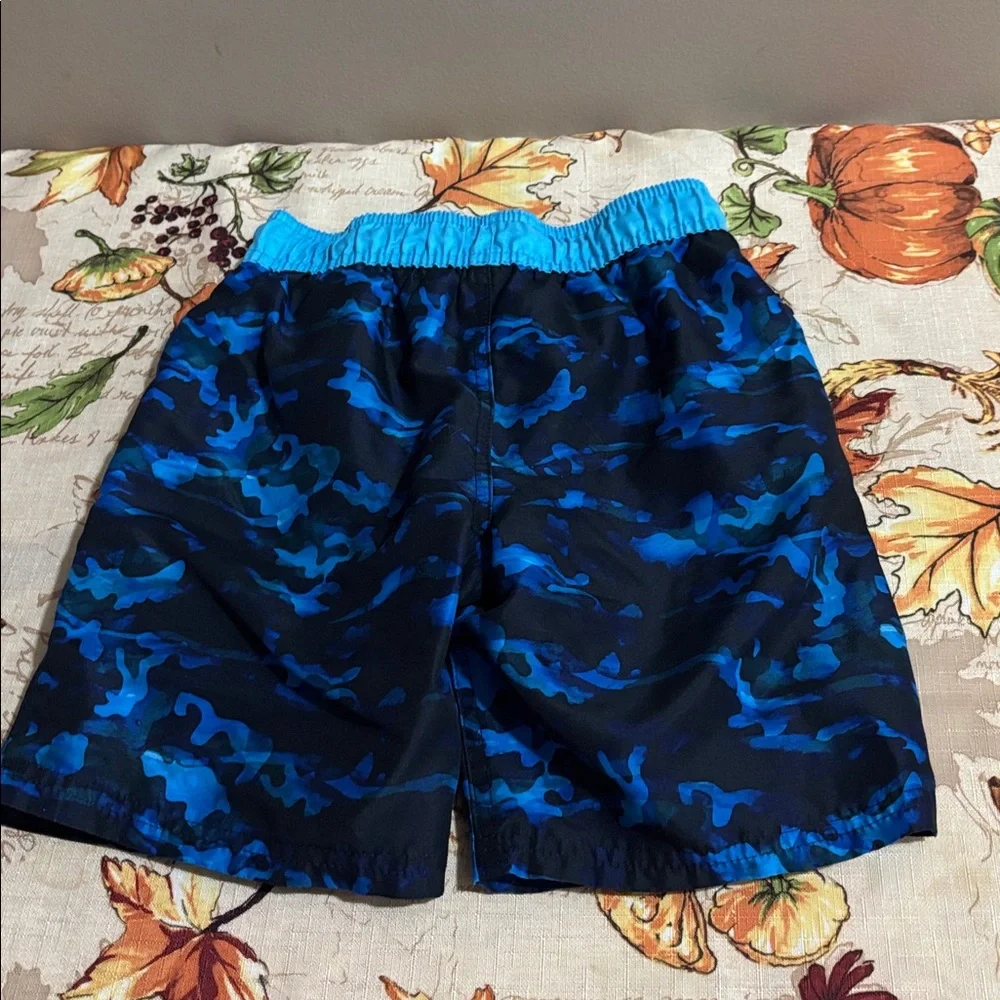ZeroXposur stylish swim