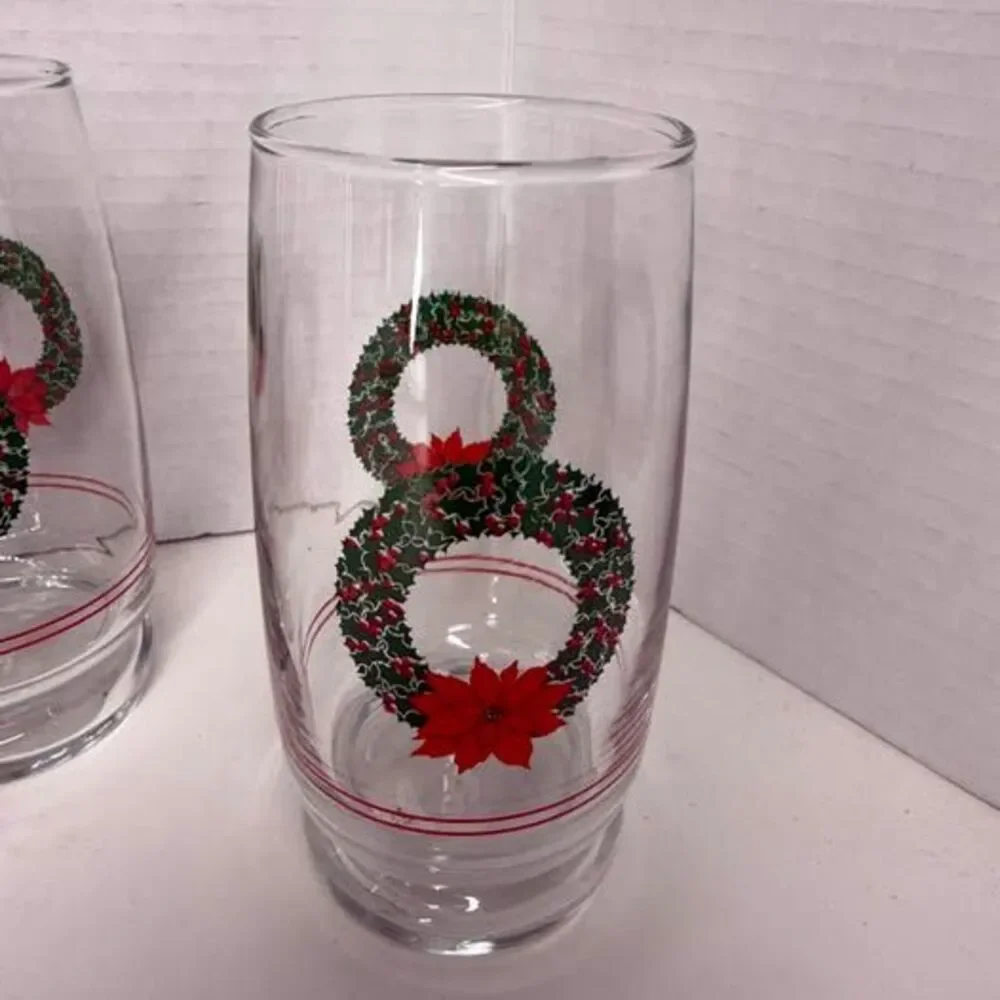Unbranded festive set