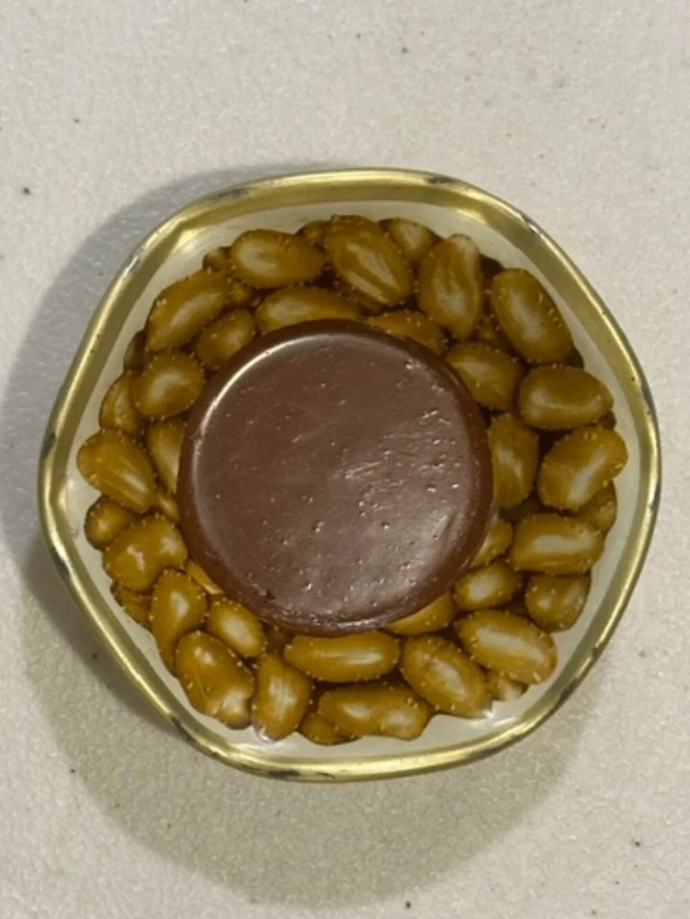 N/A vintage peanut