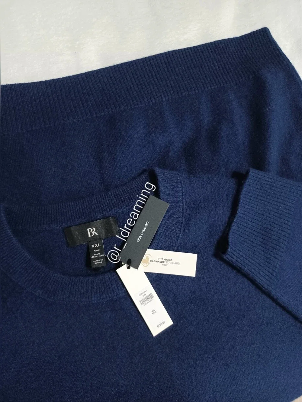 Banana Republic color sold