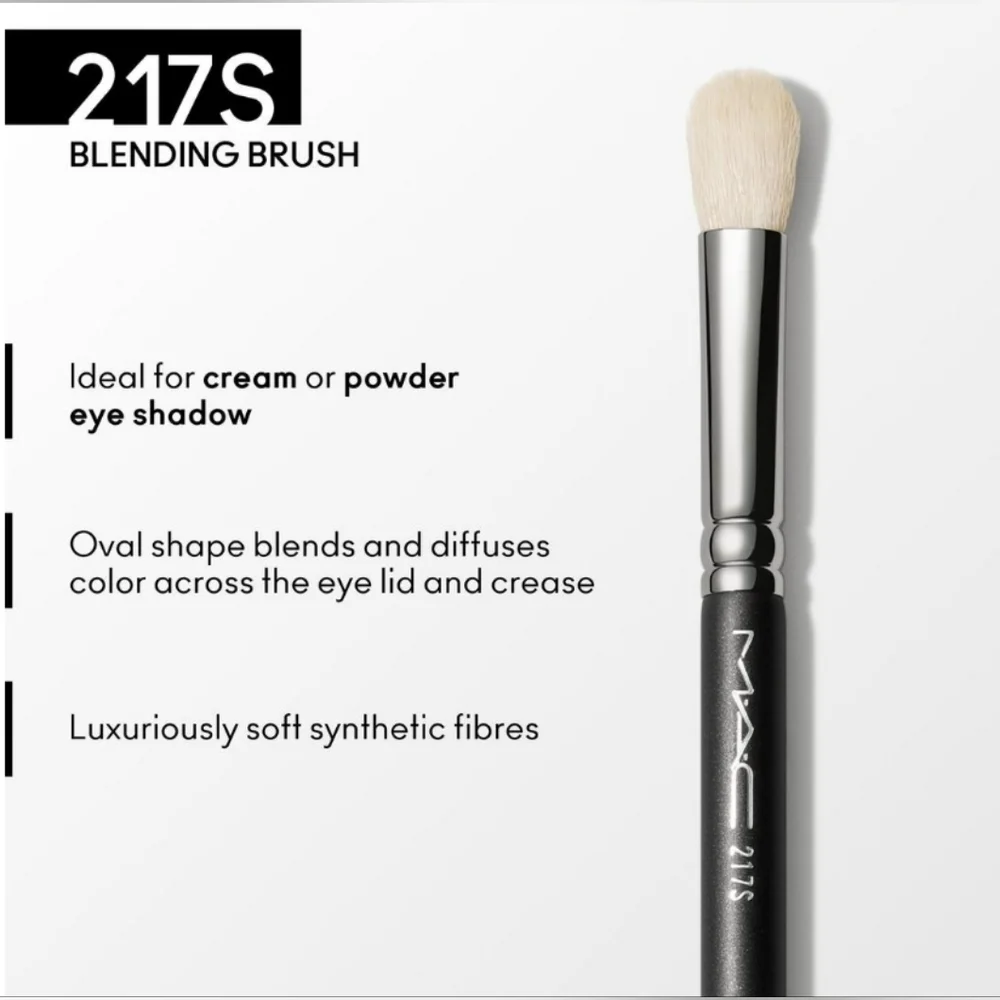 MAC Cosmetics brush shading