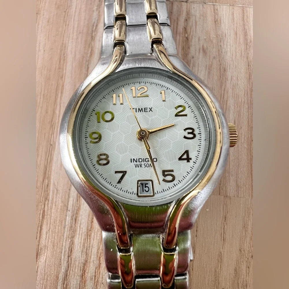 Timex indiglo two-tone ladies dress watch NEW BATTERY