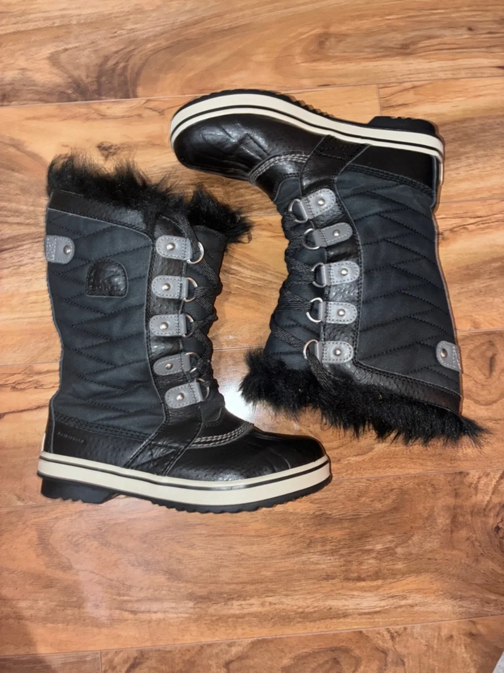 Sorel kids tofino