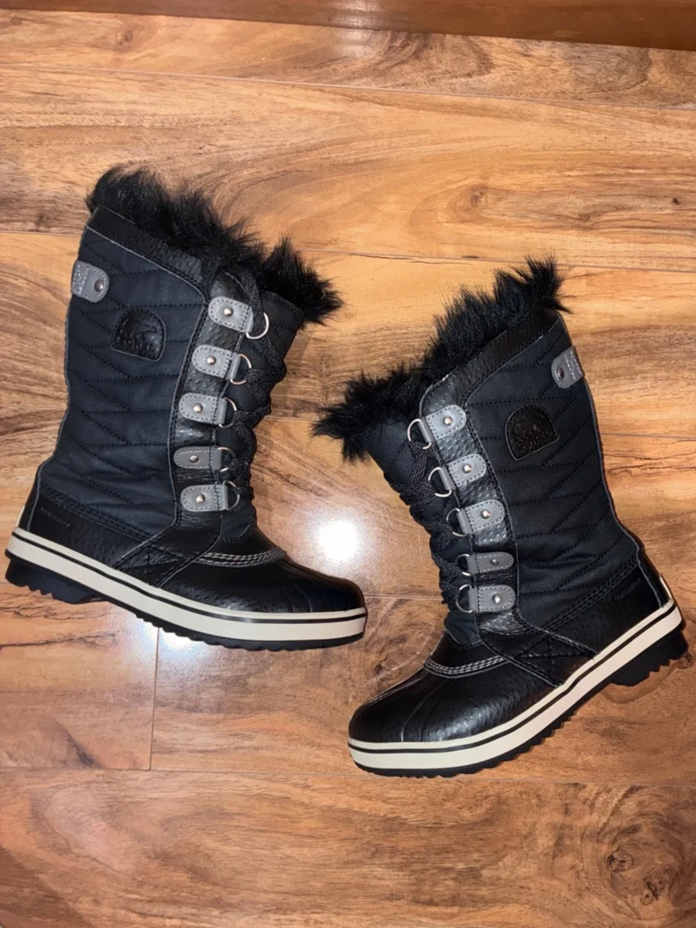 Sorel kids tofino