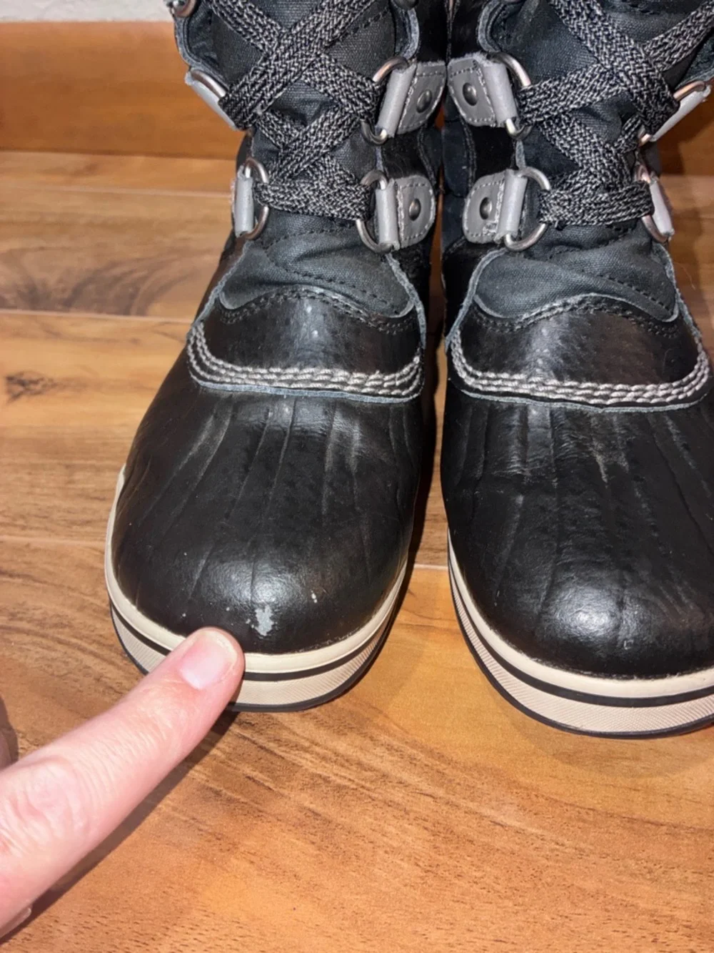 Sorel kids tofino