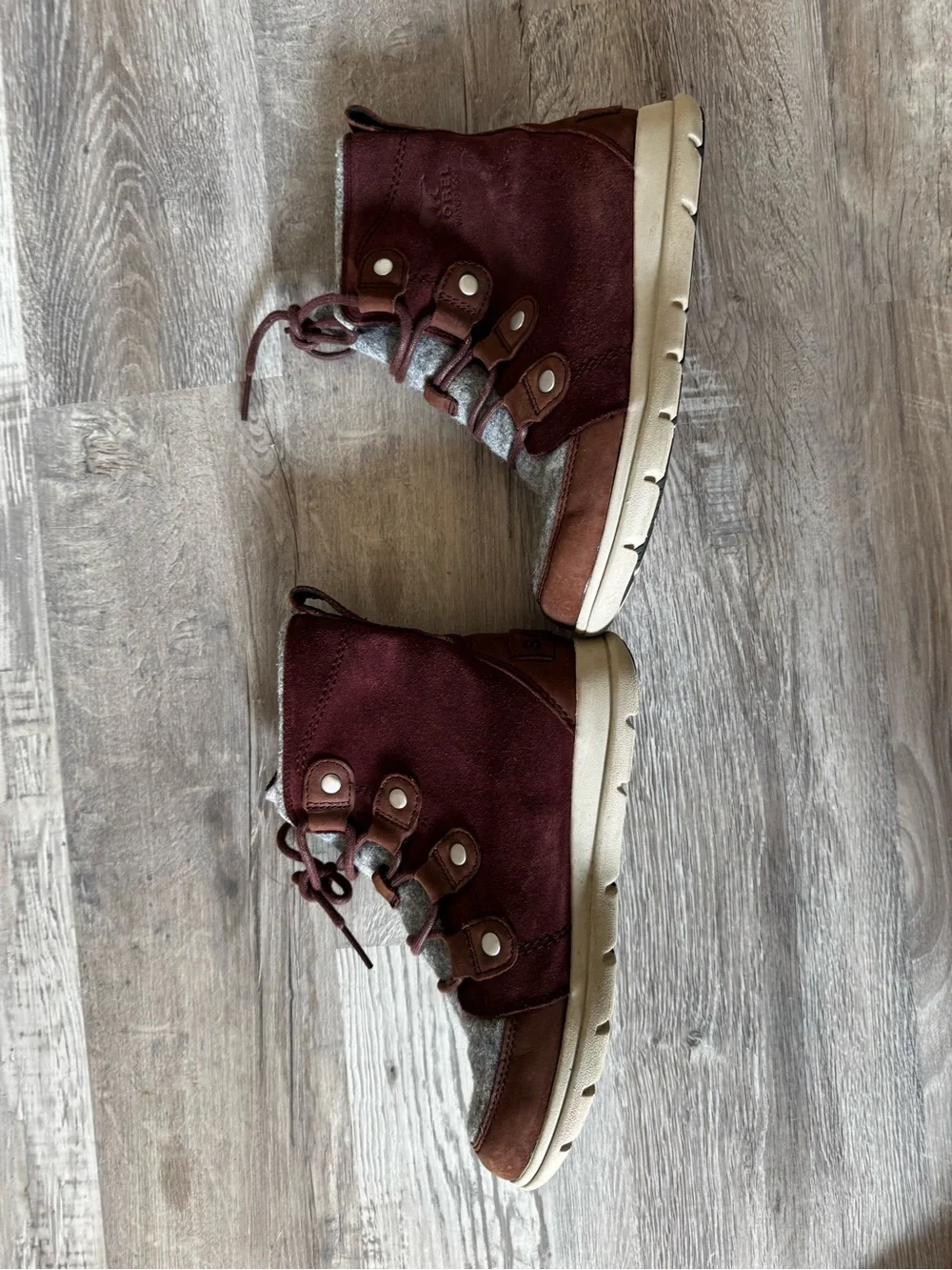 Sorel warm lace