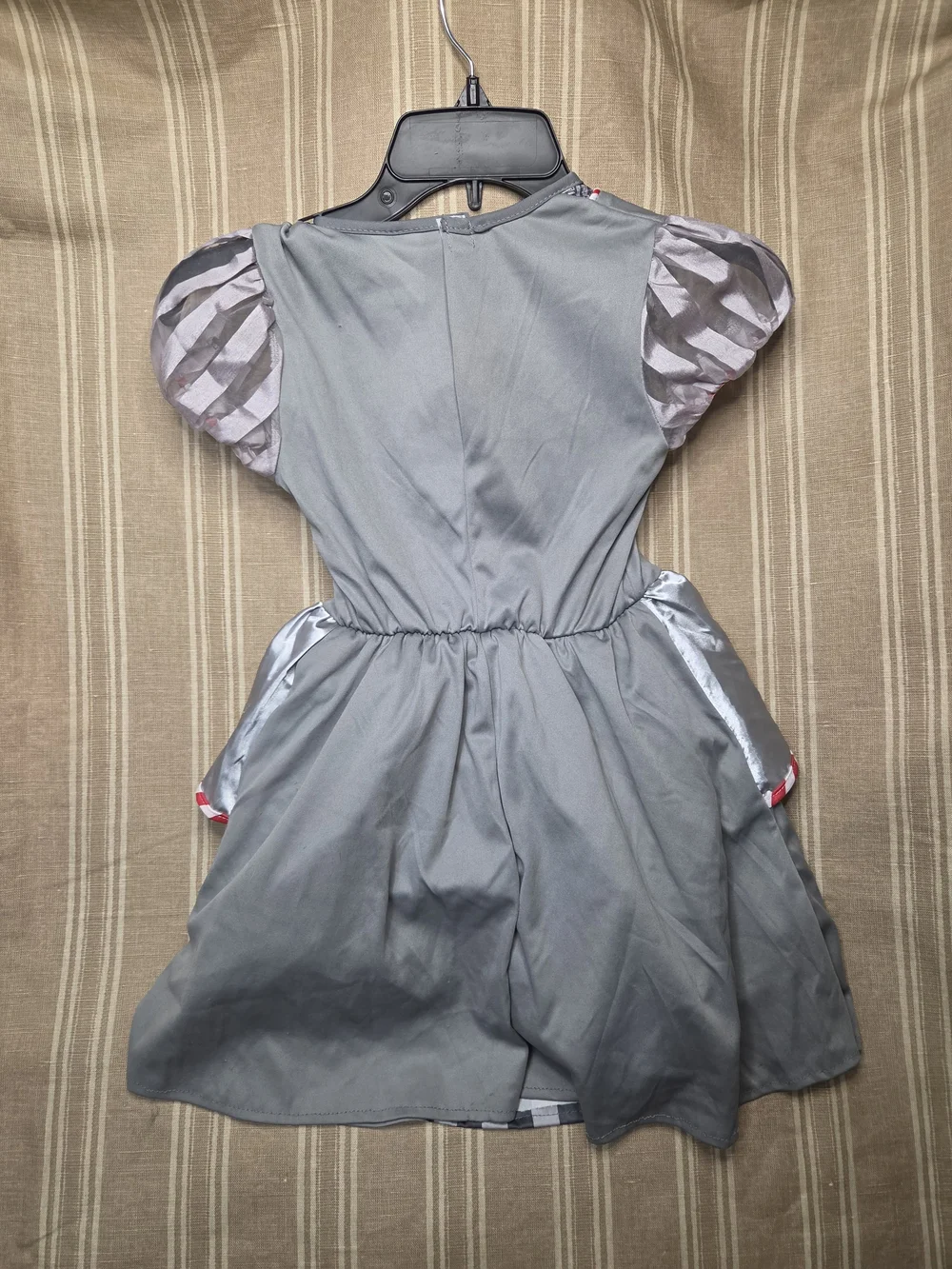 N/A charming gray