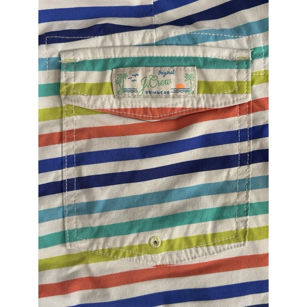 Crewcuts see gently cruise