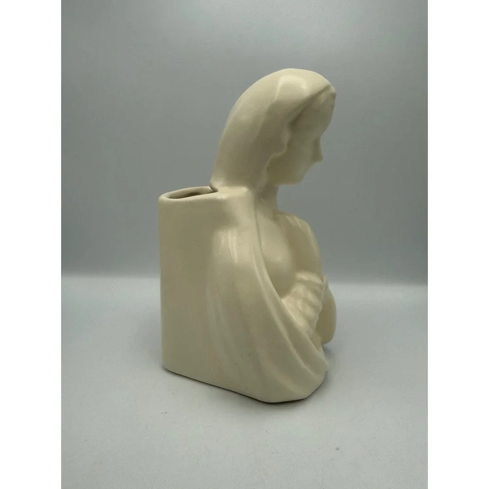 N/A vintage ceramic