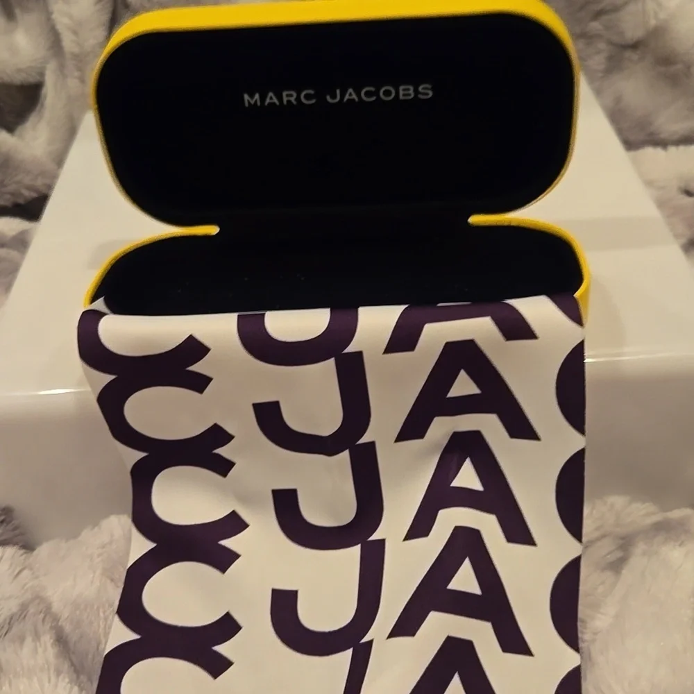 Marc Jacobs marc jacobs