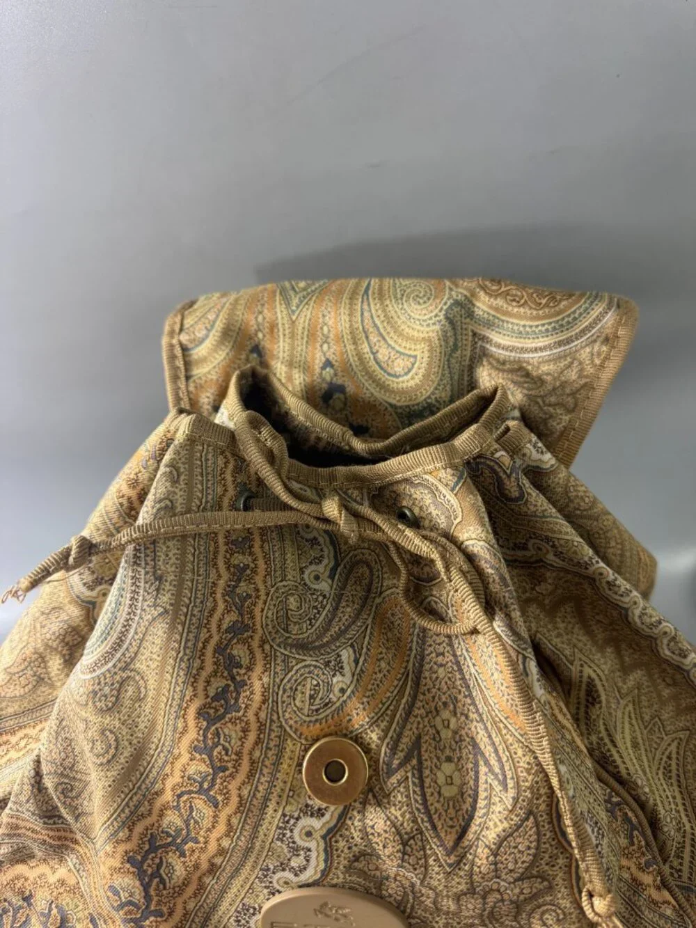 Etro minimal pocket posted