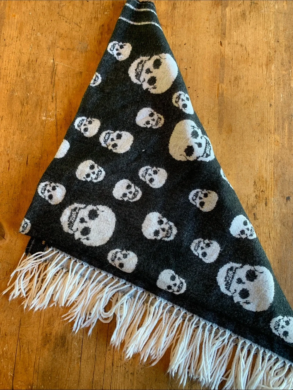 Magaschoni edgy skull
