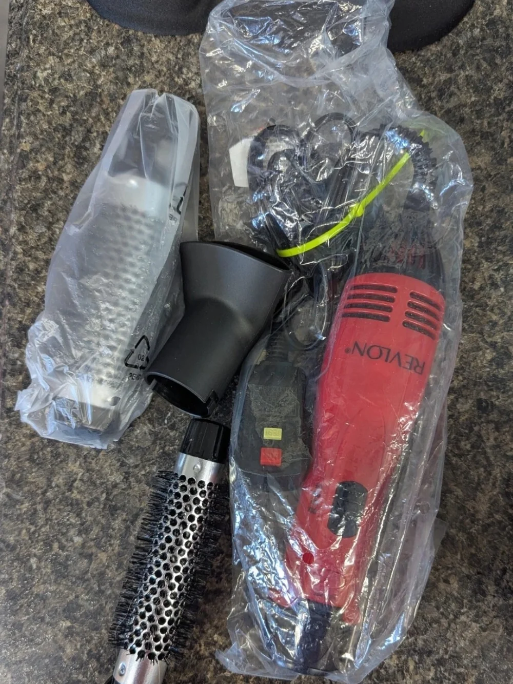 Revlon Hot Air Kit RV440RED 1