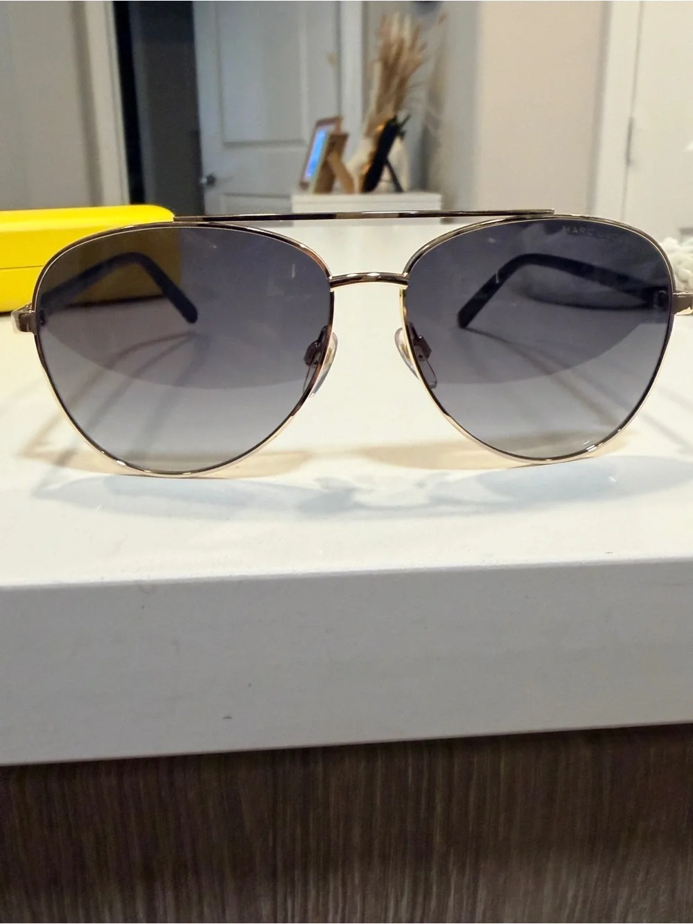Marc Jacobs classic marc