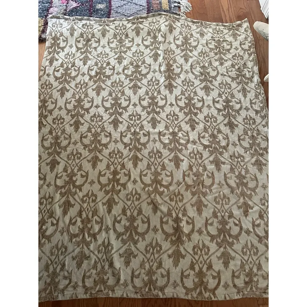 Abc carpet& home very good