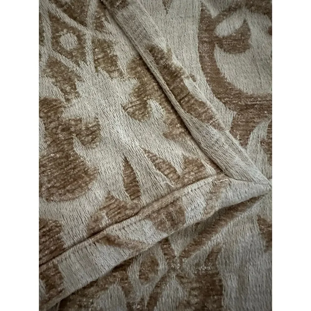 Abc carpet& home very good