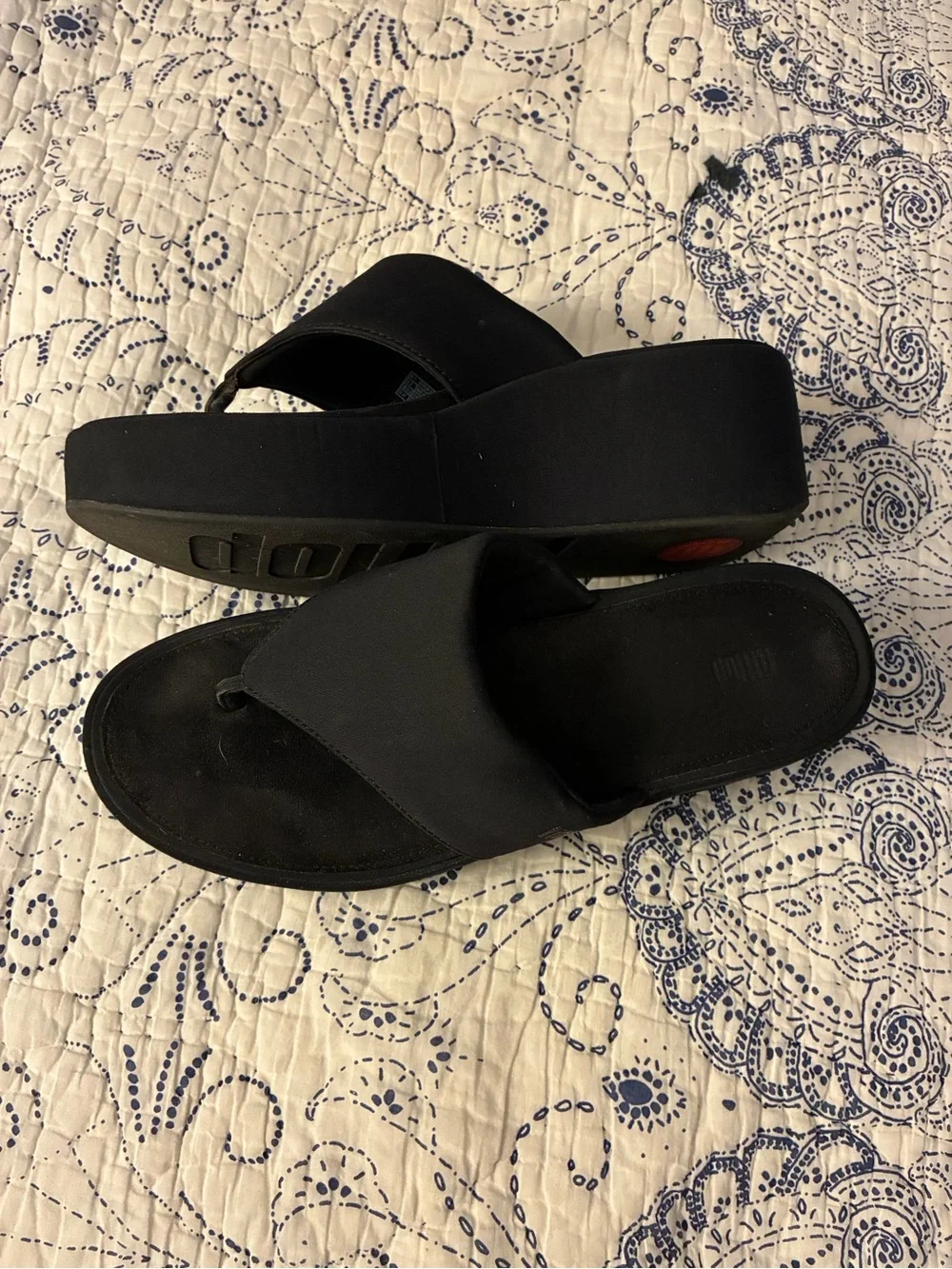 Fitflop Black Platform Slide Sandals - size 8