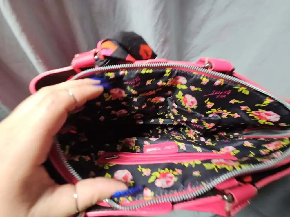 Betsey Johnson betsey johnson