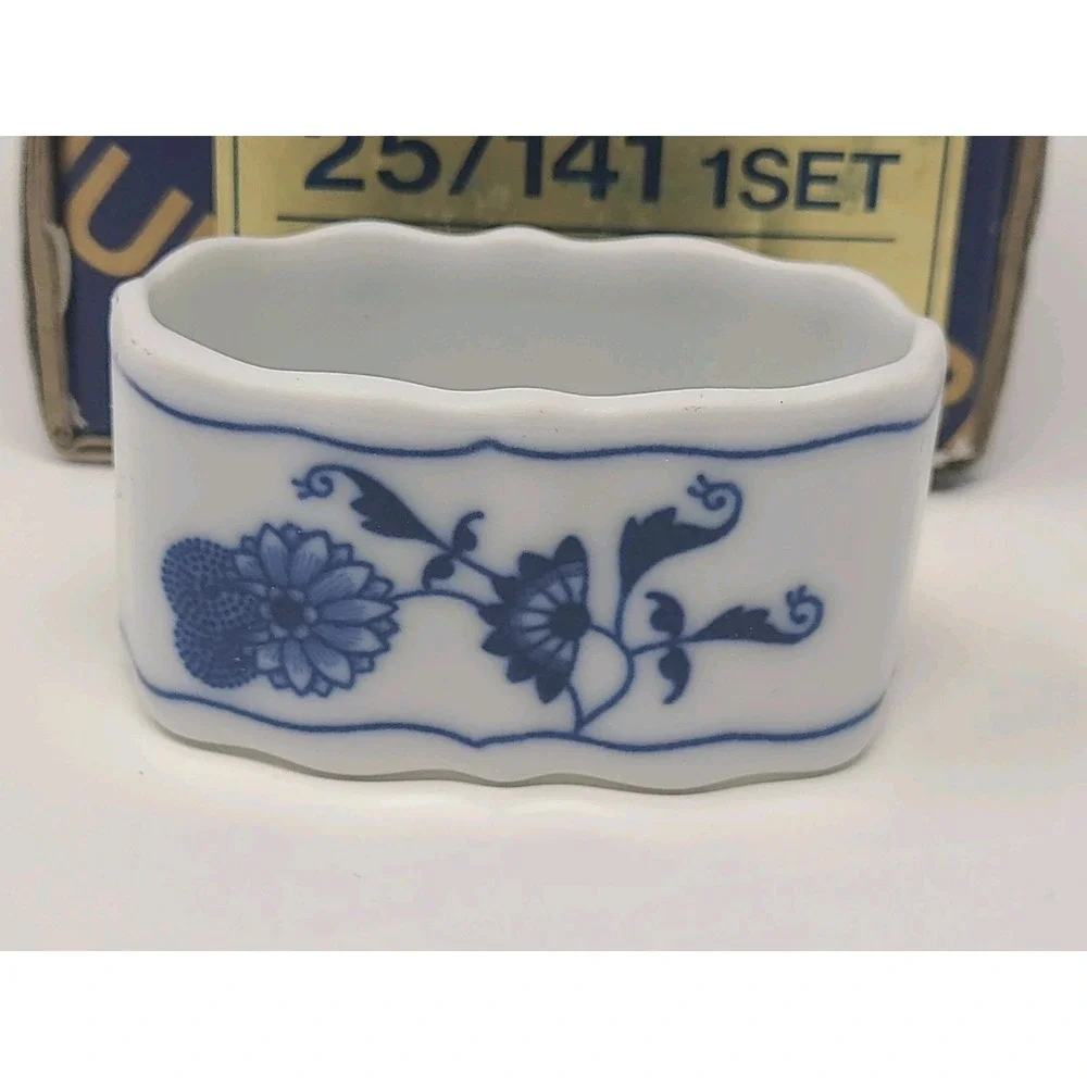 Blue Danube vintage blue