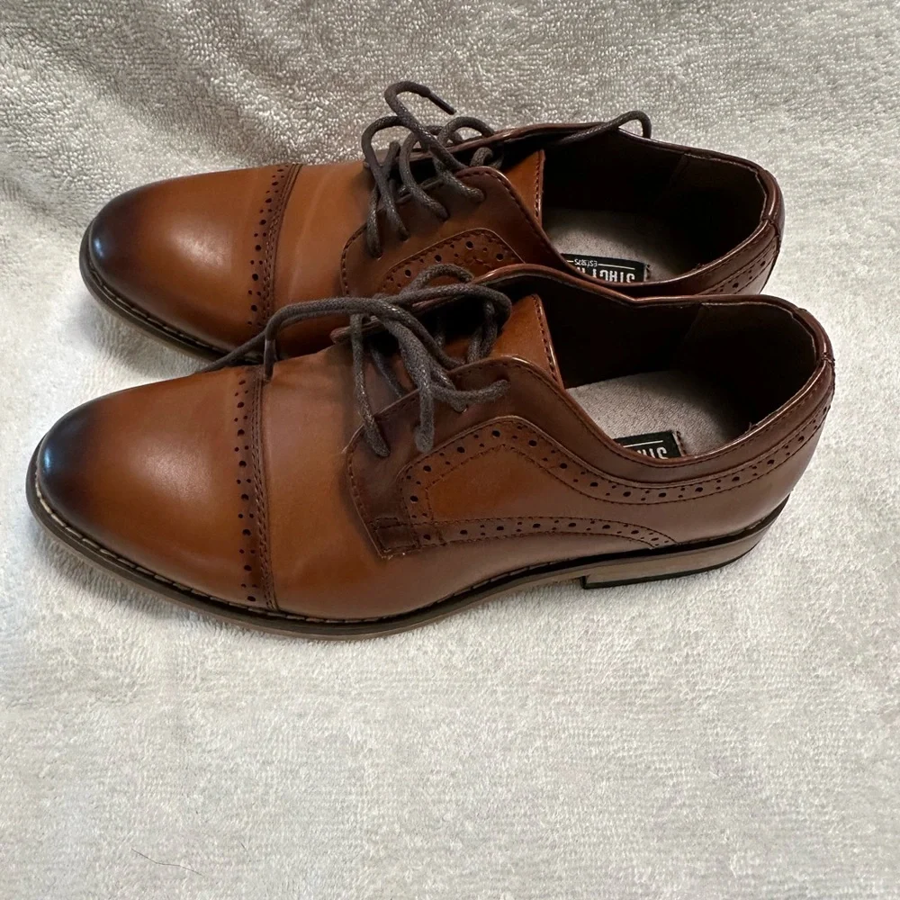 Stacy Adams refined leather