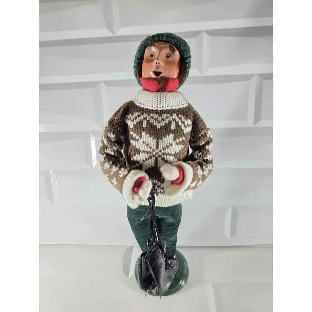 Byers Choice 2015 Man‎ Holding Skates