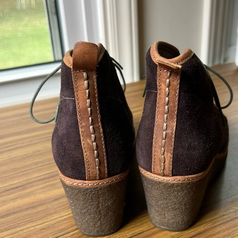 OluKai wali wedge