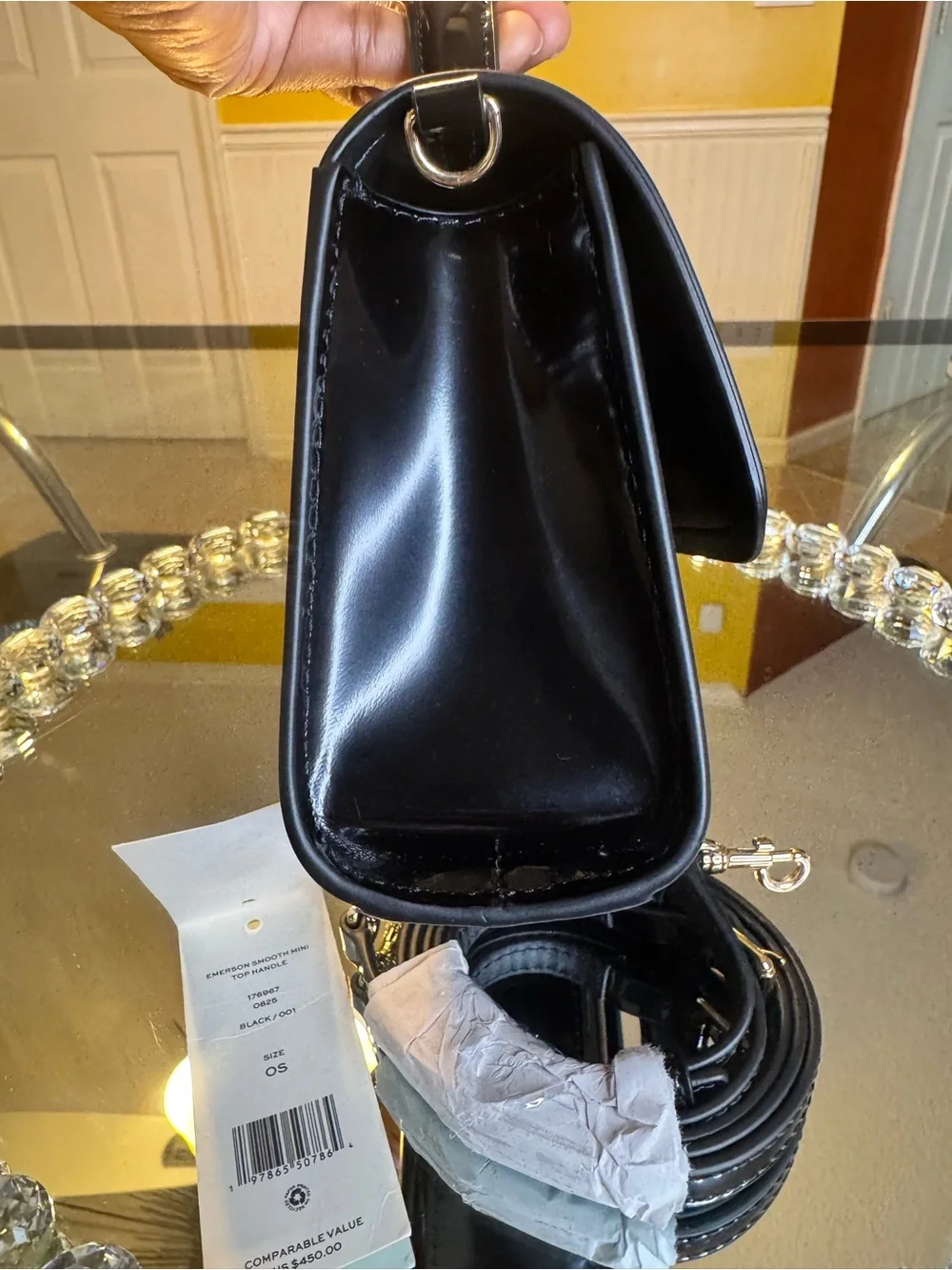 Tory Burch logo shiny or