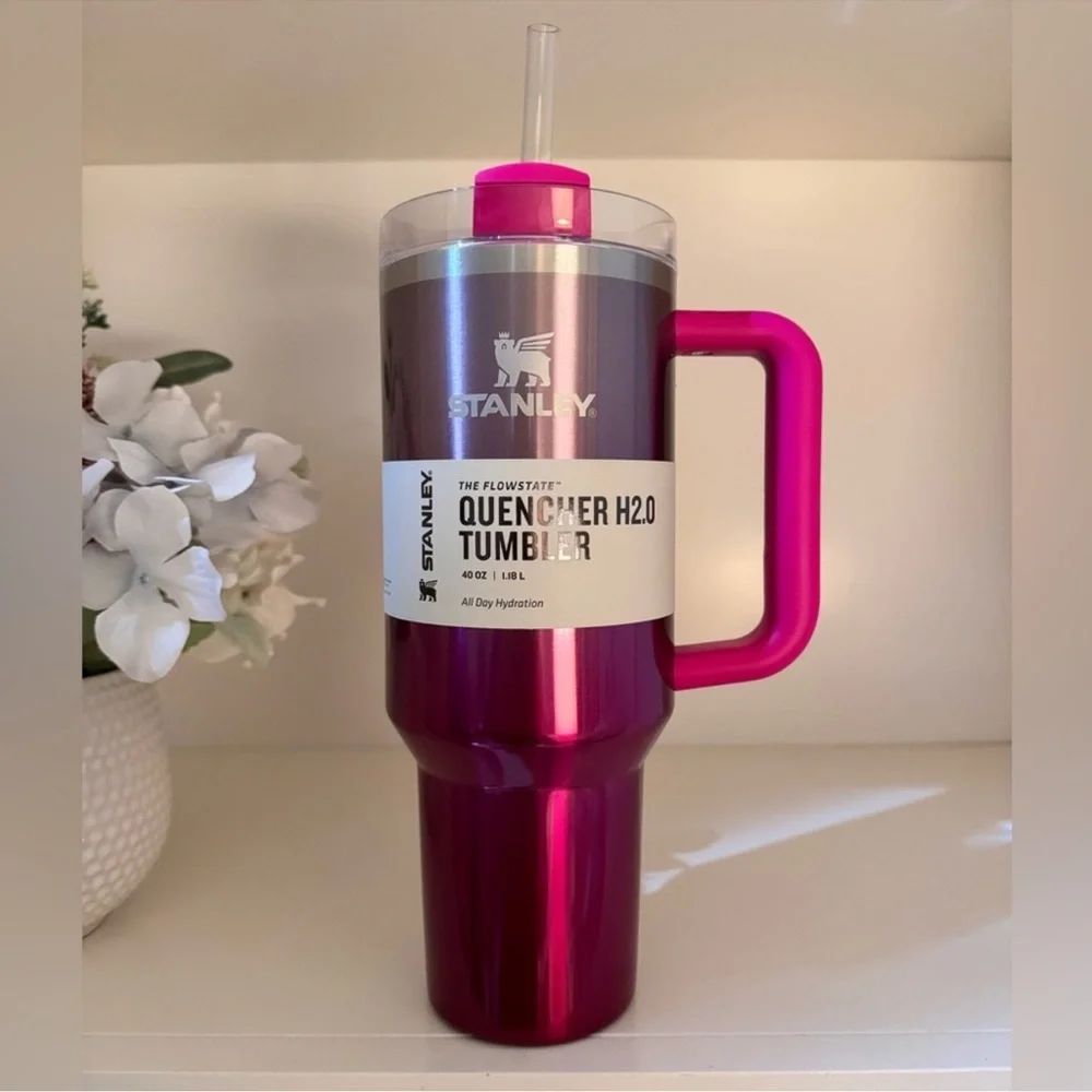 🎉LAST CHANCE🎉Stanley 40 oz. Quencher H2.0 FlowState Tumbler Camelia Gradient‎