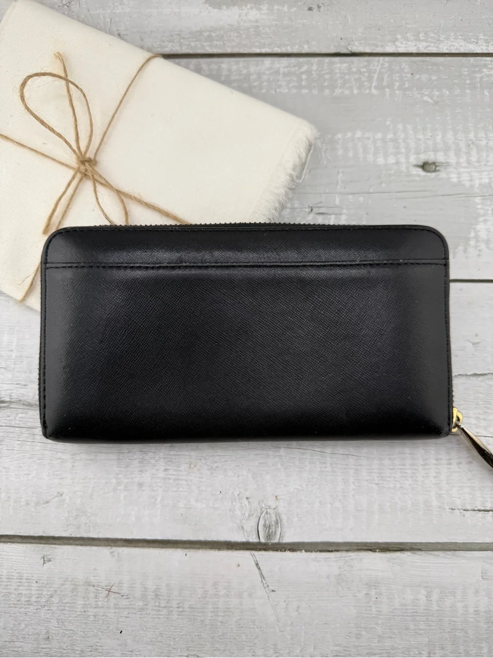 kate spade authentic kate