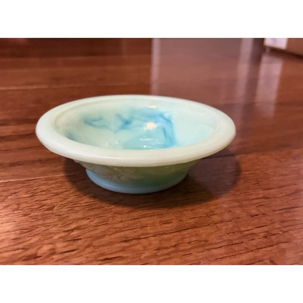 Avon unique basin