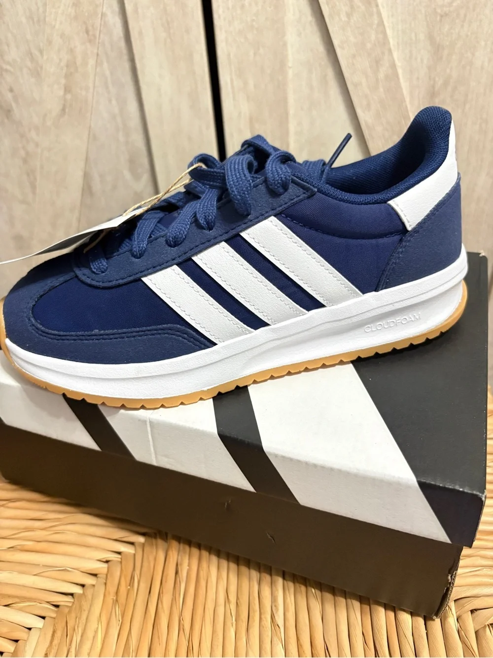 adidas Run 70s Sneakers | US 4 | NWT