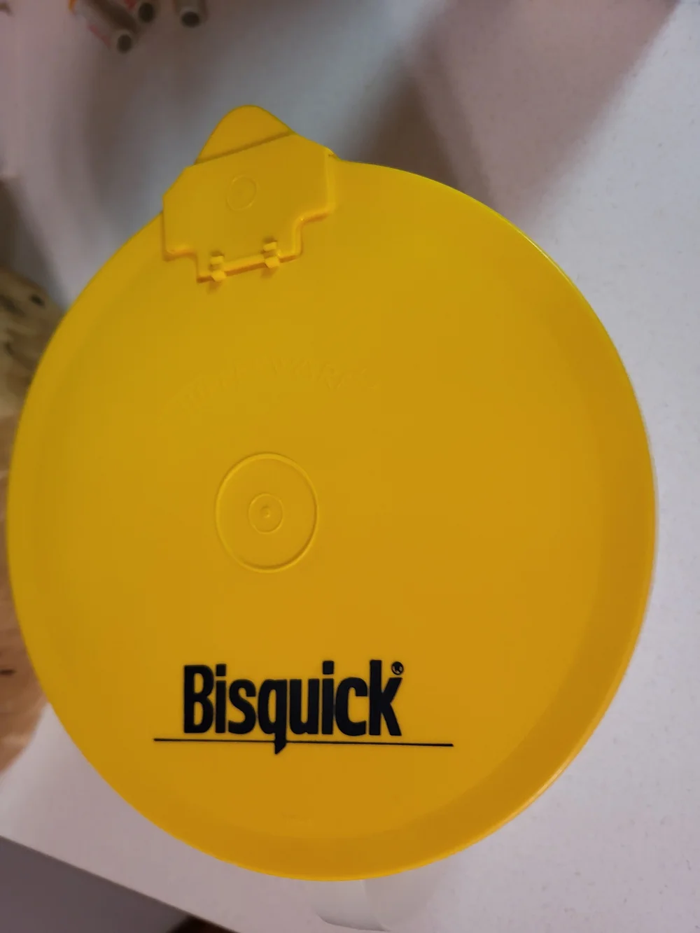 Tupperware yellow mix