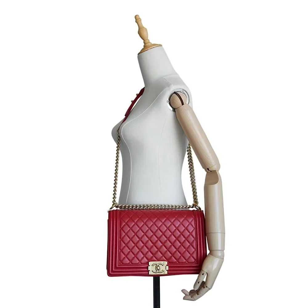 CHANEL boxy boy