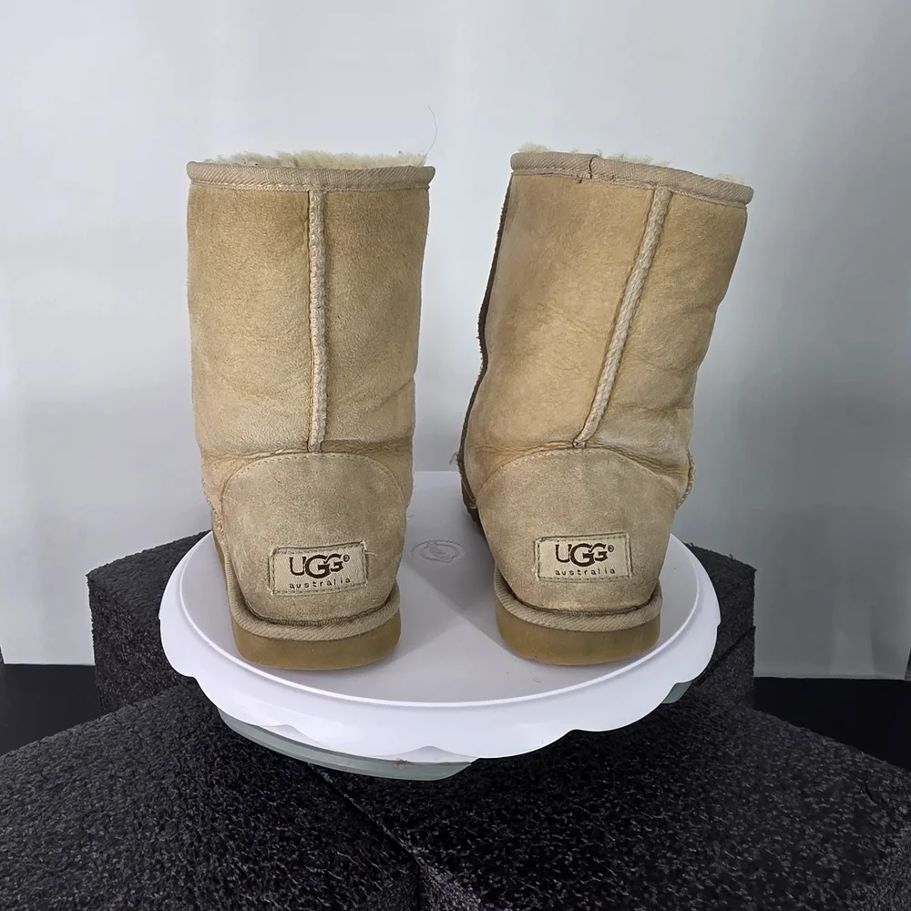 UGG australia classic