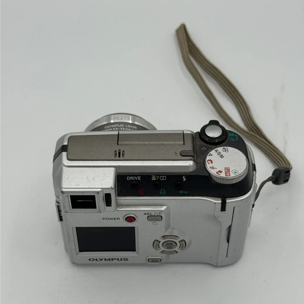 Olympus camedia 700
