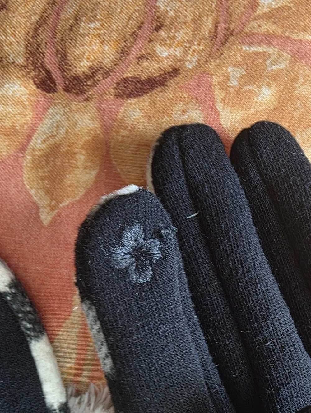 Plaid Pearl Accent Women's Gloves - Black & Cream & A Cream Infinity Scarf