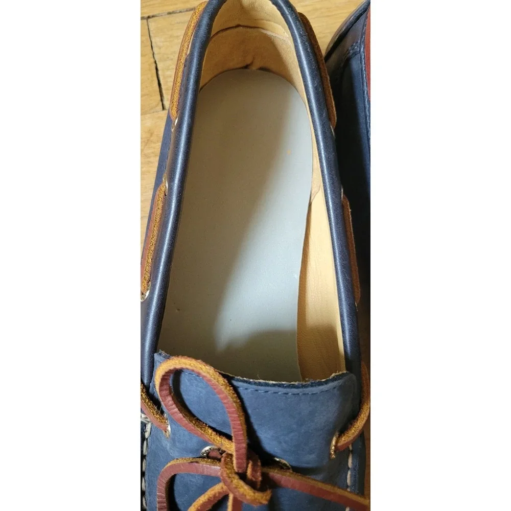 Sperry men navy