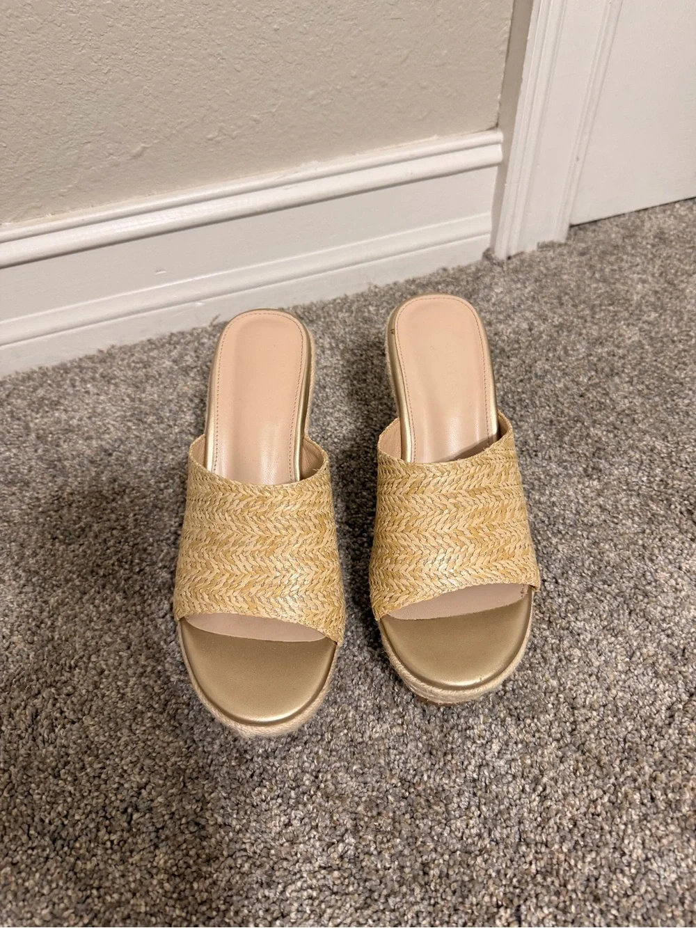 N/A comfortable wedge