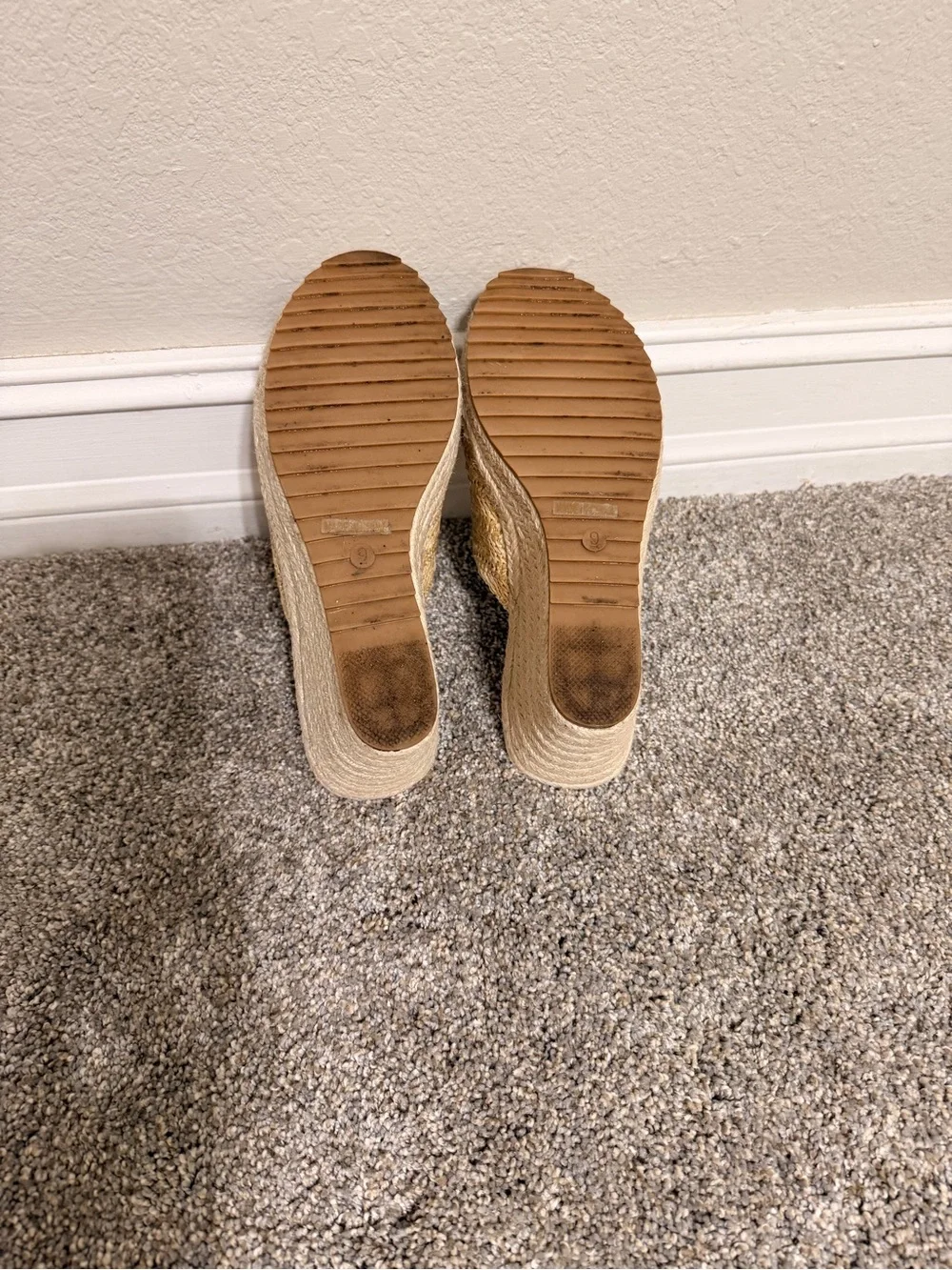 N/A comfortable wedge