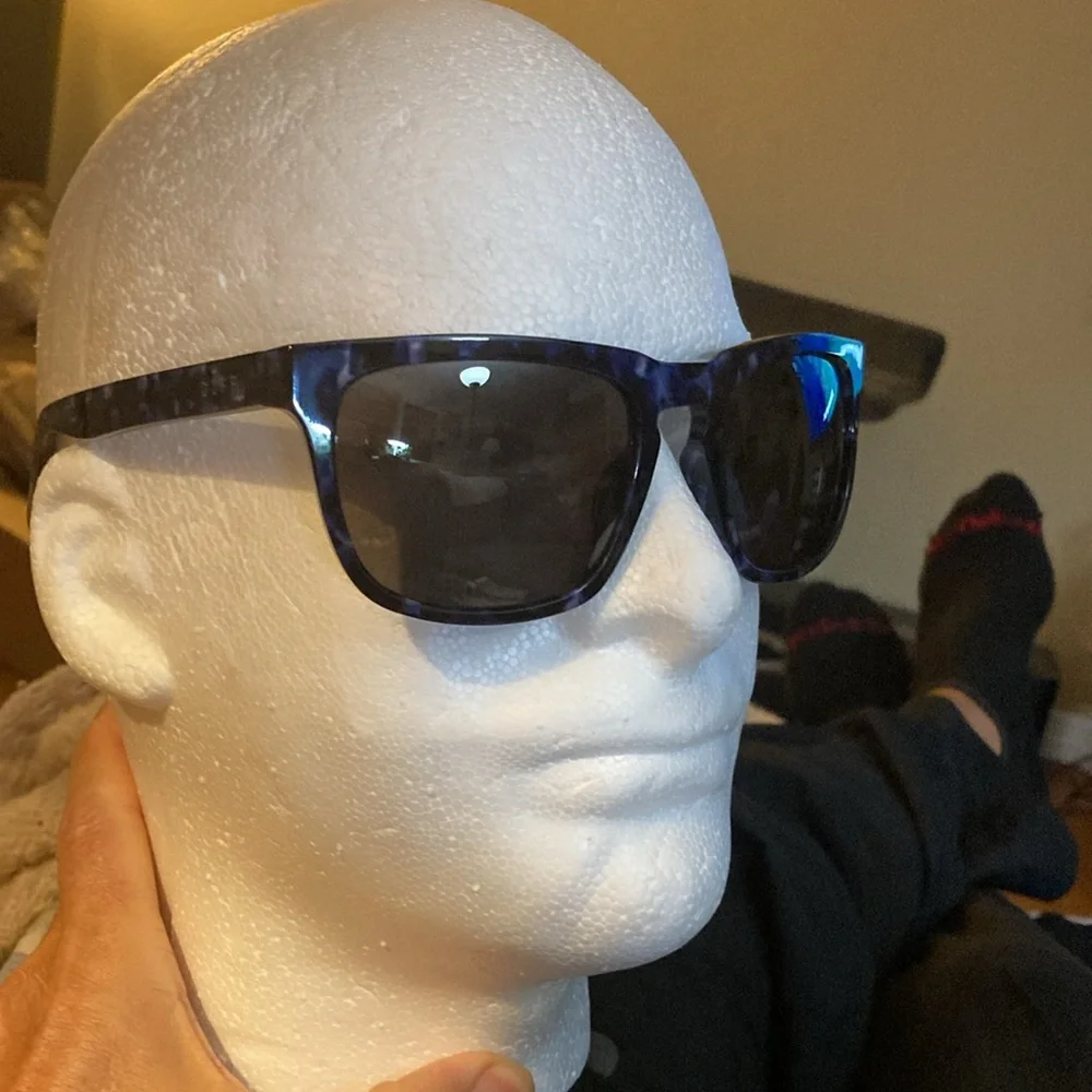 Diff Eyewear new box