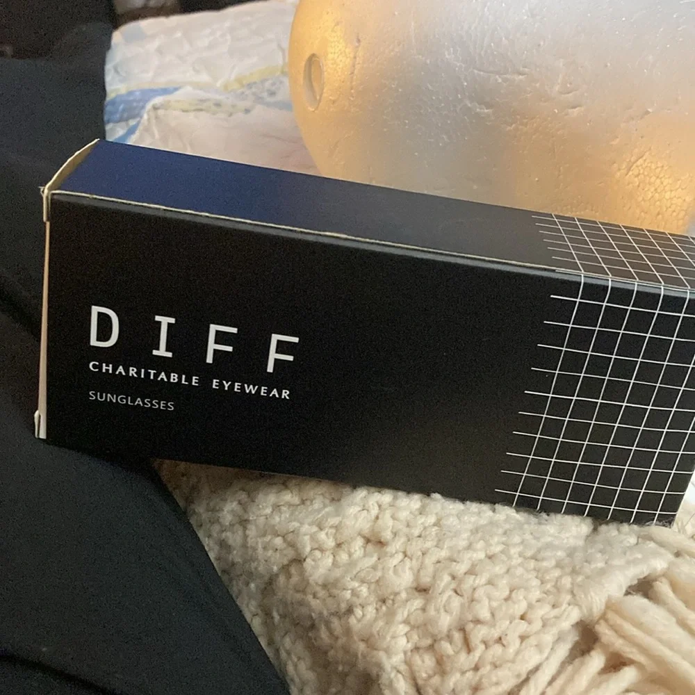 Diff Eyewear new box