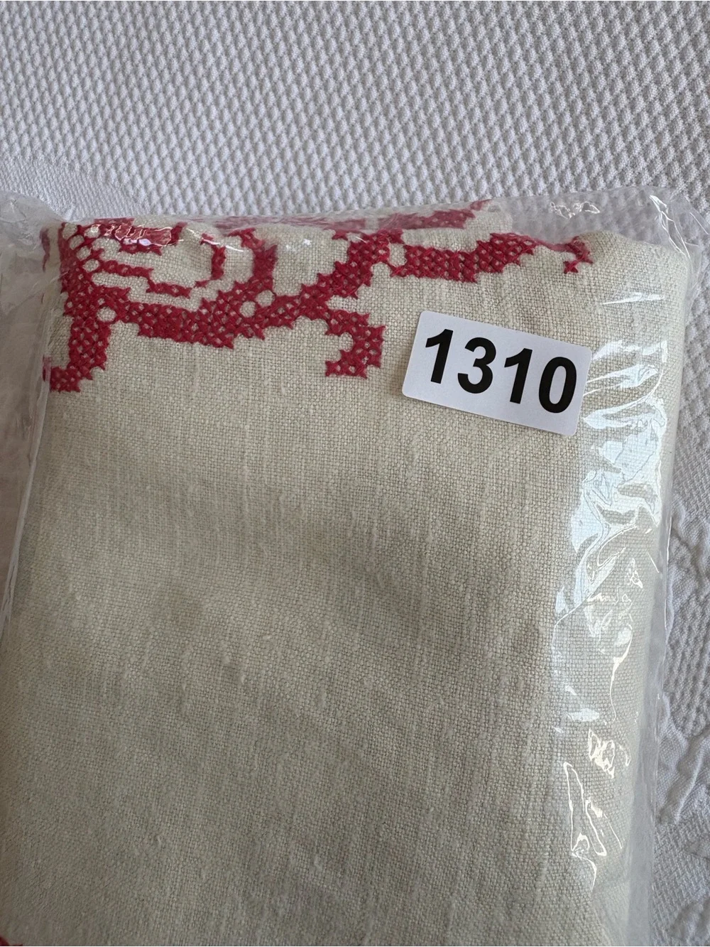 Vintage display dragon embroidered