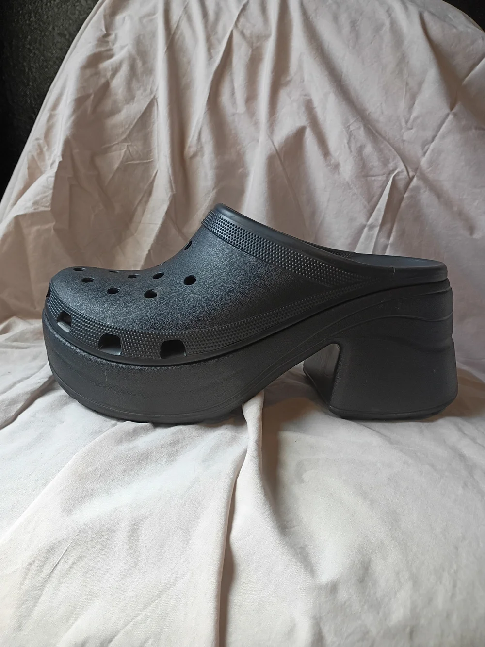 CROCS chunky platform