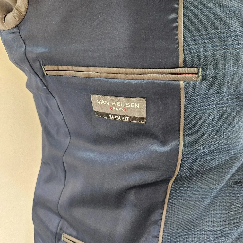 Van‎ Heusen Men's Sport Coat Blazer Two Button Navy Polyester Blend Slim 38R